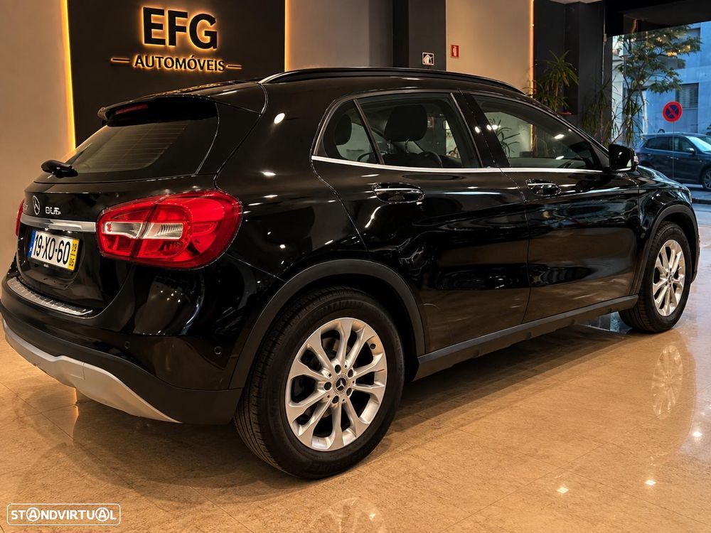 Mercedes-Benz GLA 200 Style - 4