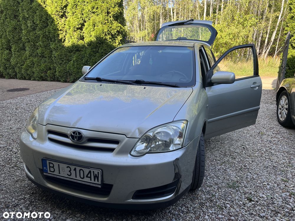 Toyota Corolla - 1