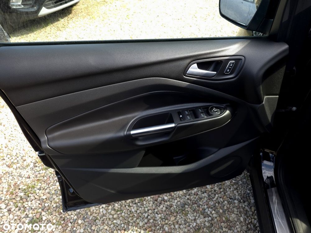 Ford Kuga 2.0 TDCi 4WD Titanium - 18