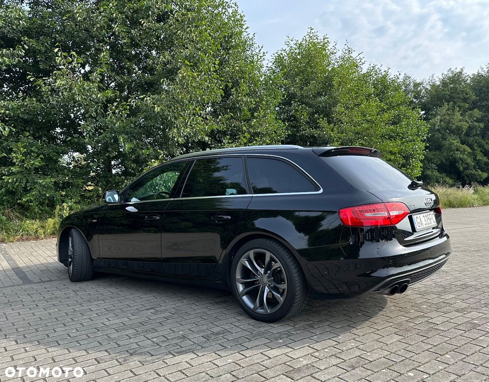 Audi A4 Avant 2.0 TDI DPF quattro S tronic S line Sportpaket - 5