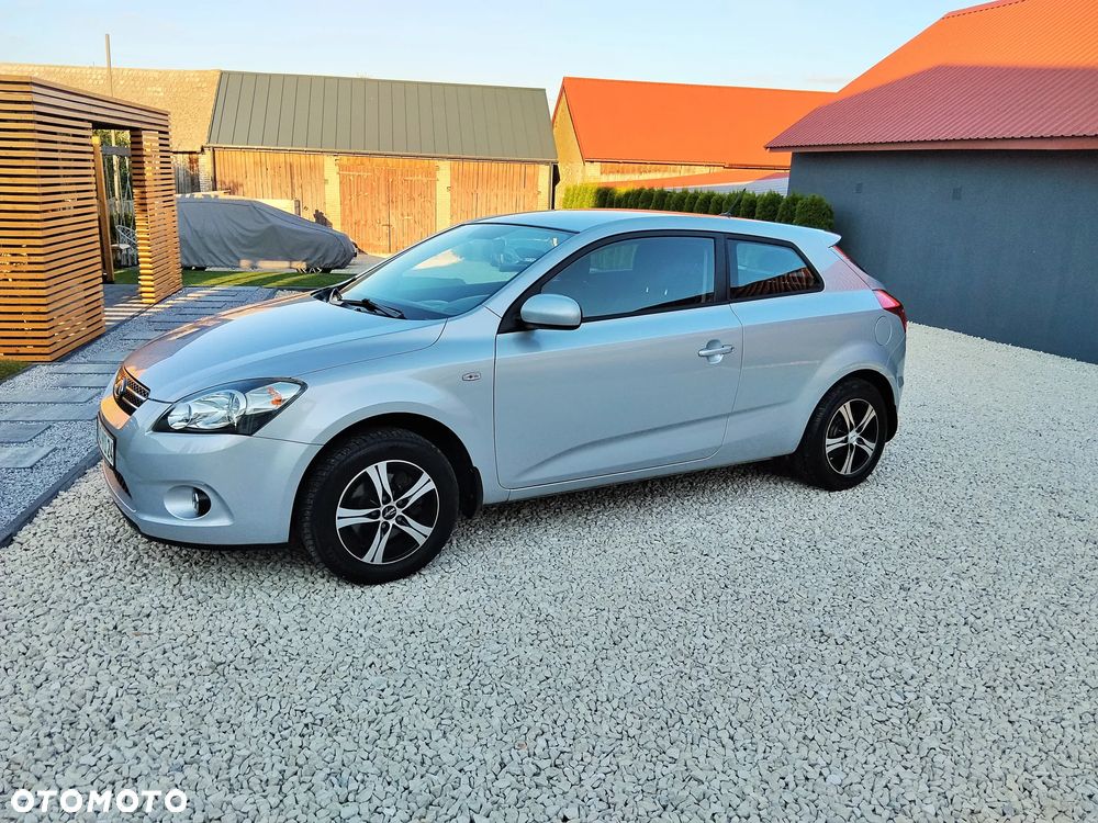 Kia ProCeed 1.6 CVVT Vision - 26