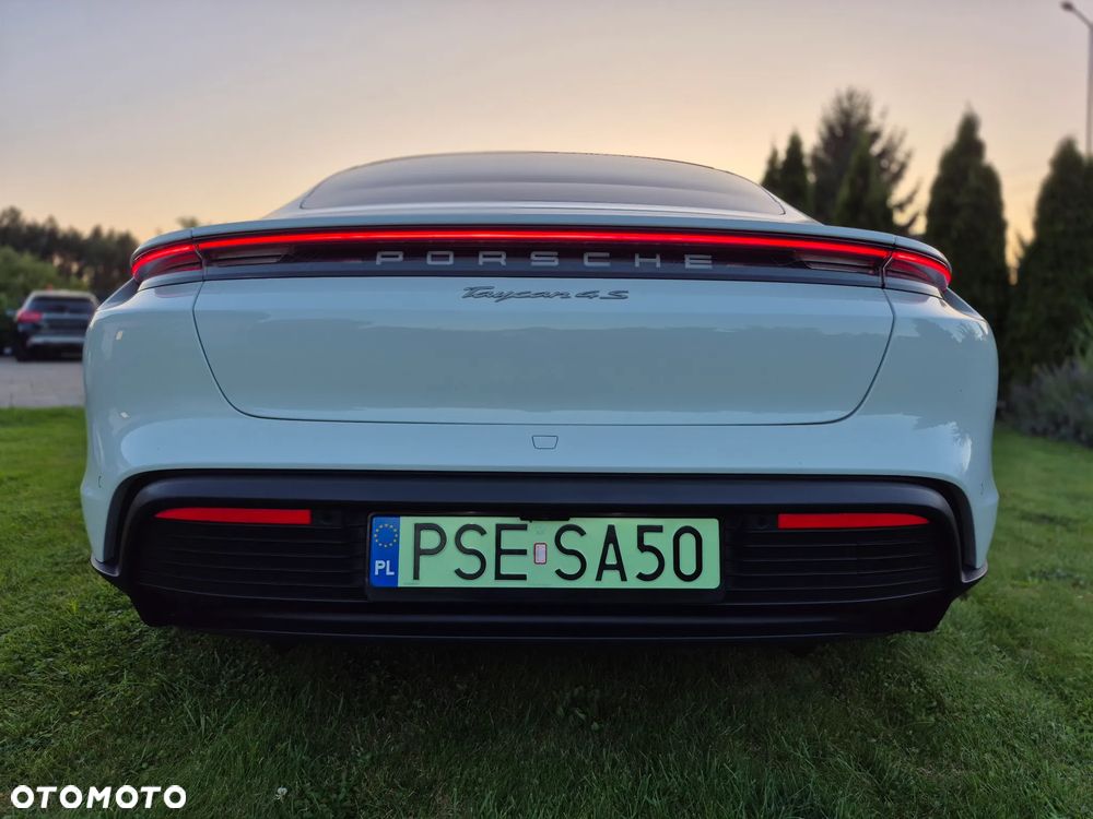 Porsche Taycan - 2