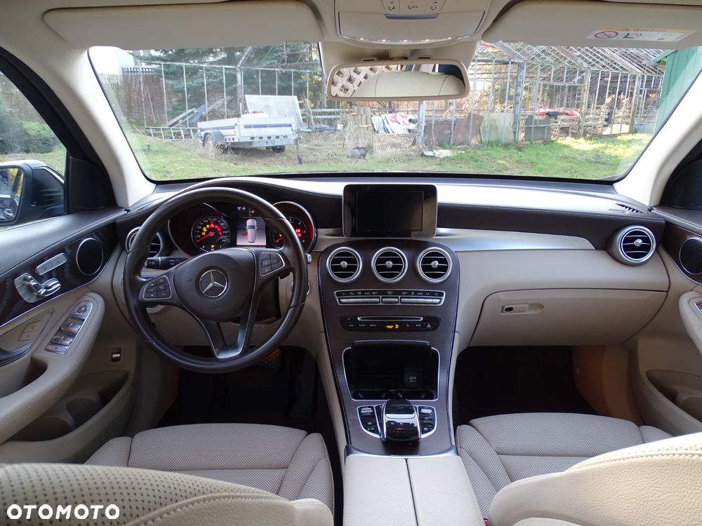Mercedes-Benz GLC 220 d 4Matic 9G-TRONIC Exclusive - 16