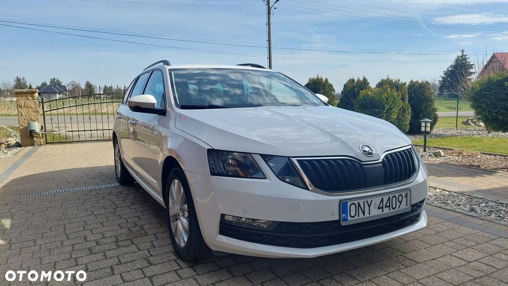 Skoda Octavia 1.6 TDI DSG Drive - 1