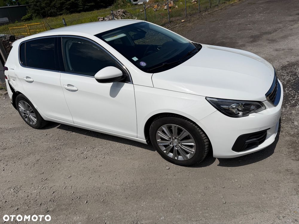 Peugeot 308 - 5