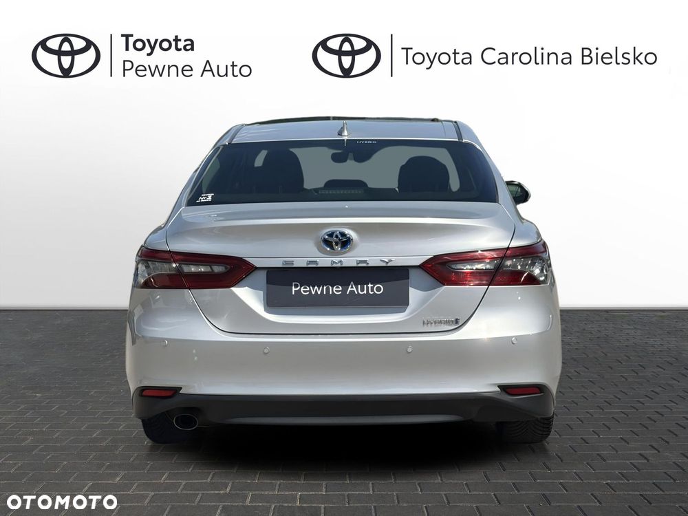 Toyota Camry 2.5 Hybrid Executive CVT - 4