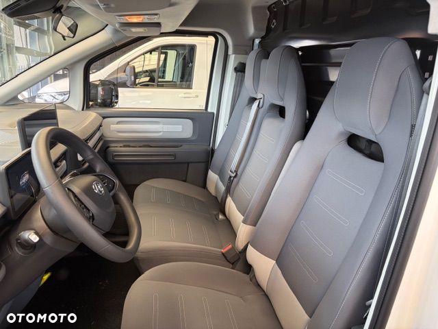 Maxus eDeliver 5 - 7