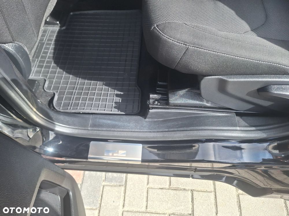 Ford S-Max 2.0 TDCi Titanium PowerShift - 25