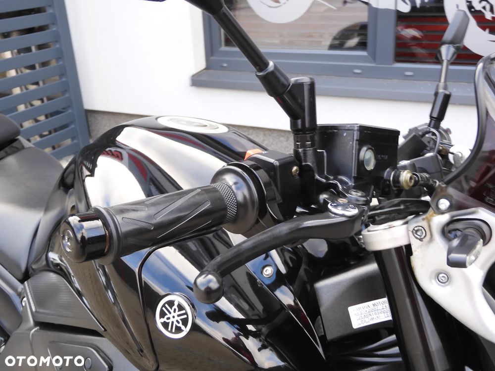 Yamaha FZ - 15