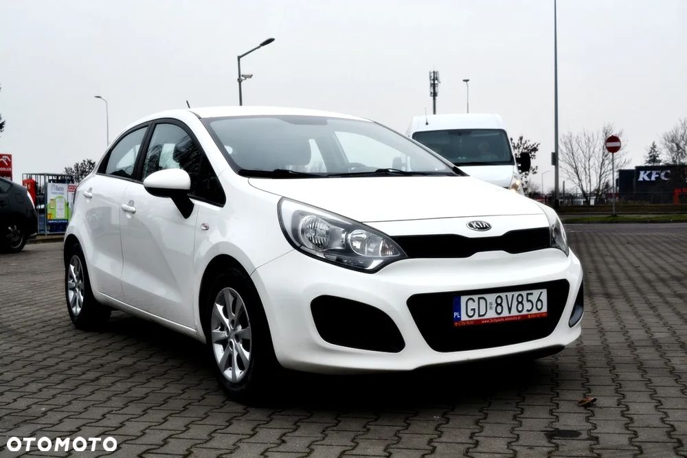 Kia Rio 1.2 Attract - 4