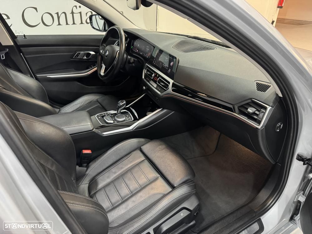 BMW 318 d Aut. Sport Line - 38