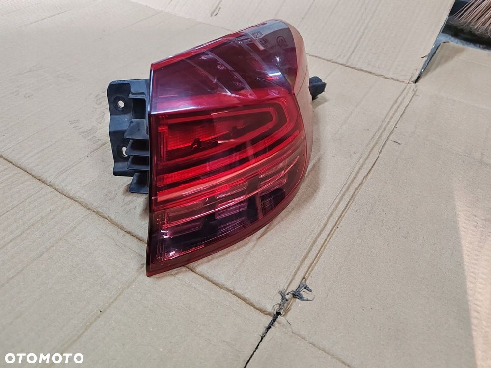 Lampa prawa tył tylna 92402j7150 kombi Kia Ceed III 18- - 5
