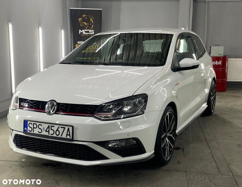 Volkswagen Polo 1.8 TSI BMT GTI - 2