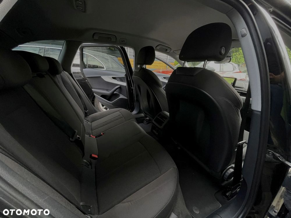 Audi A4 Avant 2.0 TDI S tronic - 18