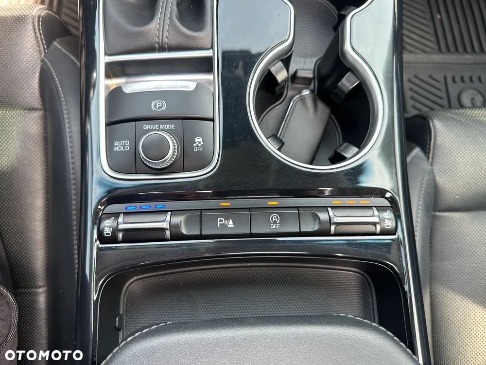 Kia Stinger 2.0 T-GDI L - 36