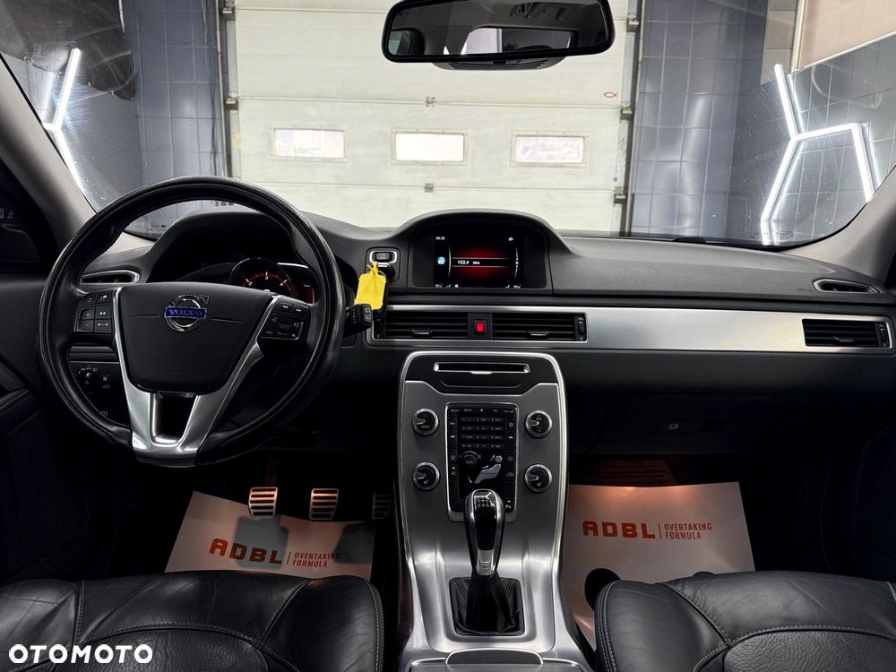 Volvo XC 70 D4 Momentum - 14
