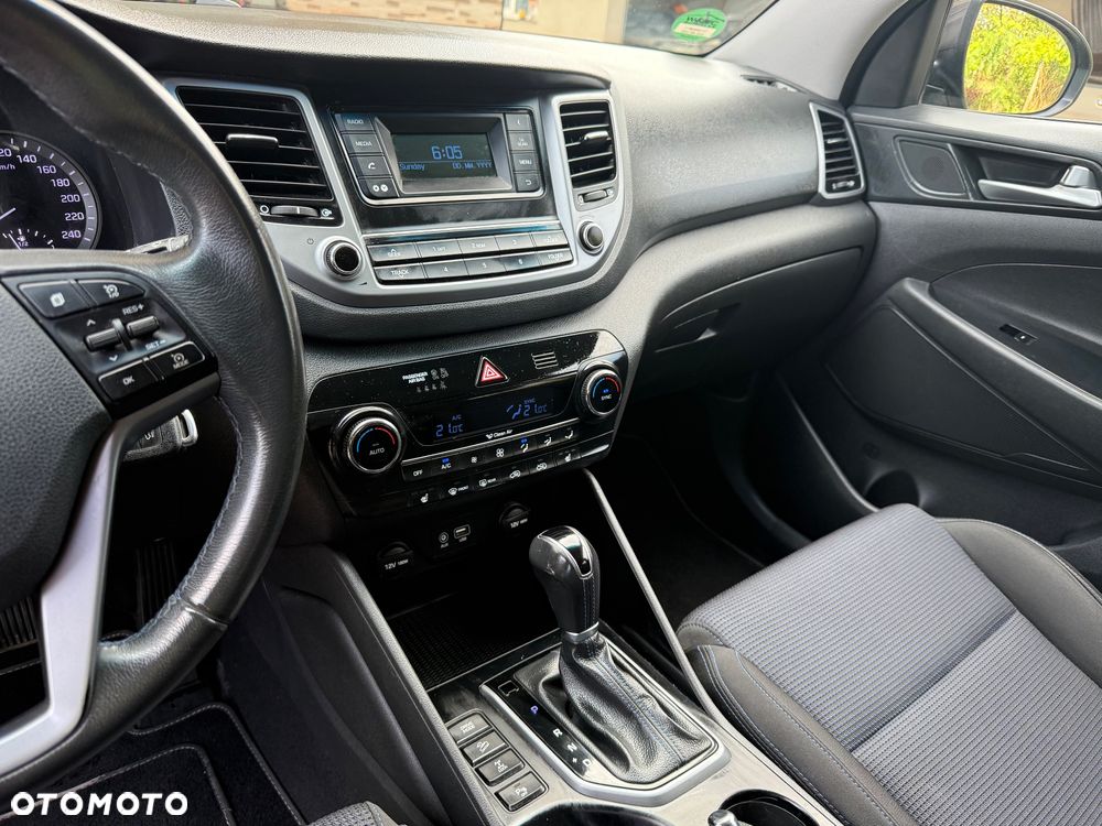 Hyundai Tucson 2.0 CRDi 4WD Automatik Style - 11