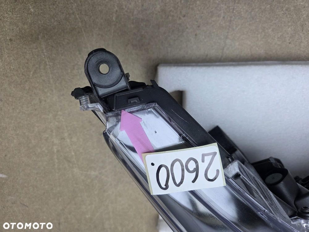 Toyota Corolla E21 od 18r 8111002960 lampa prawy prawa przód przednia Led - 6