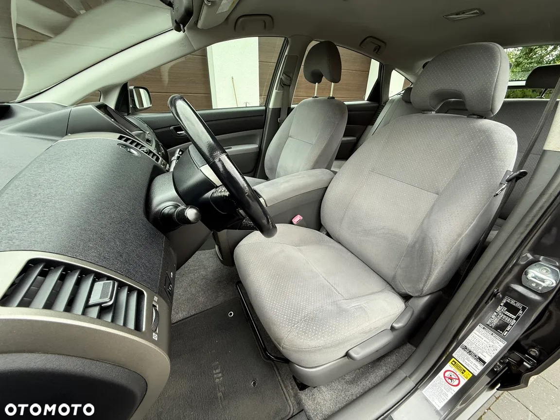 Toyota Prius (Hybrid) Sol - 15