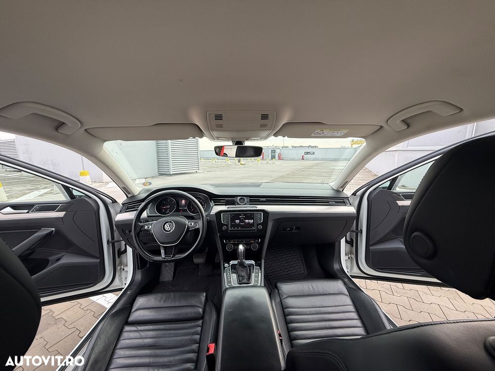 Volkswagen Passat 2.0 TDI DSG 4Motion Highline - 10