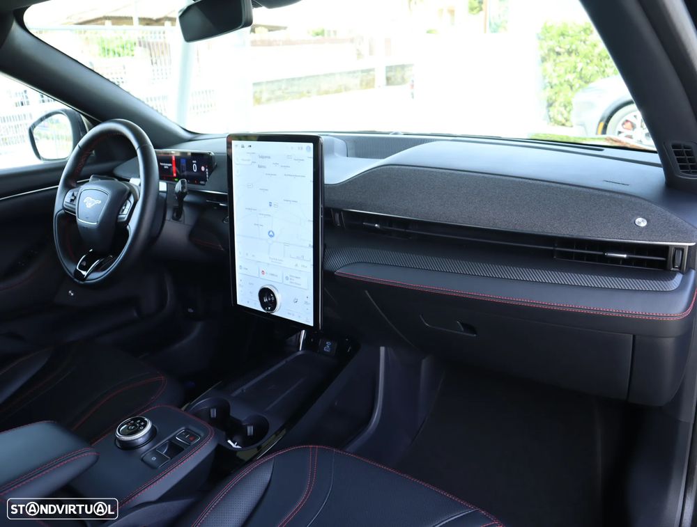 Ford Mustang Mach-E AWD PREMIUM - 4