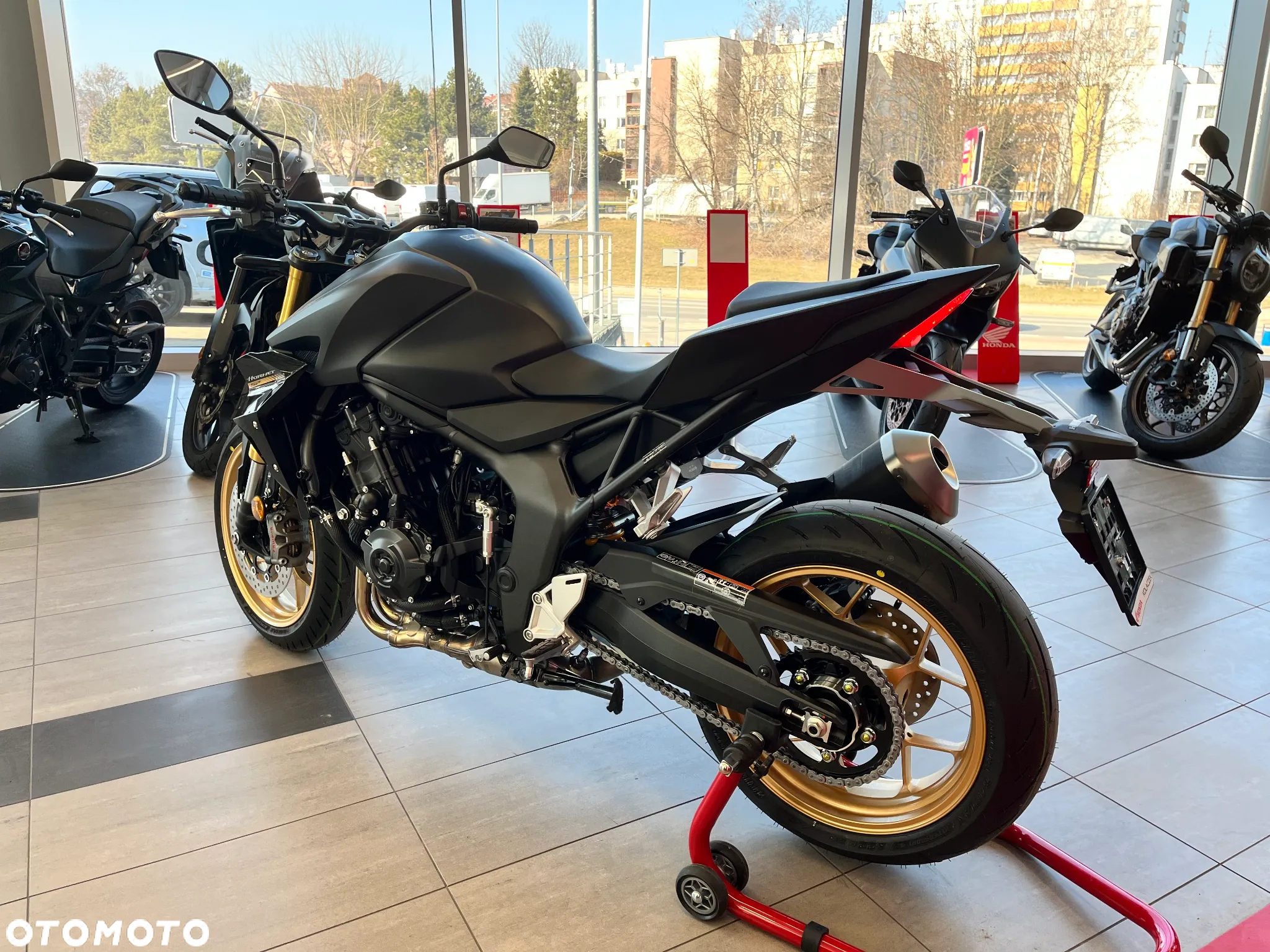 Honda CB - 4
