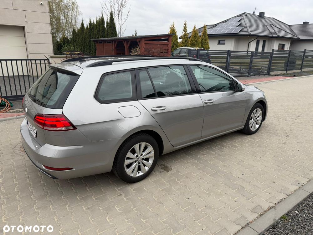 Volkswagen Golf 1.6 TDI BMT Comfortline - 10