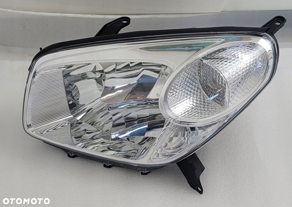 LAMPA LEWA PRZEDNIA ZWYKŁA TOYOTA RAV4 II LIFT 2003- - 1