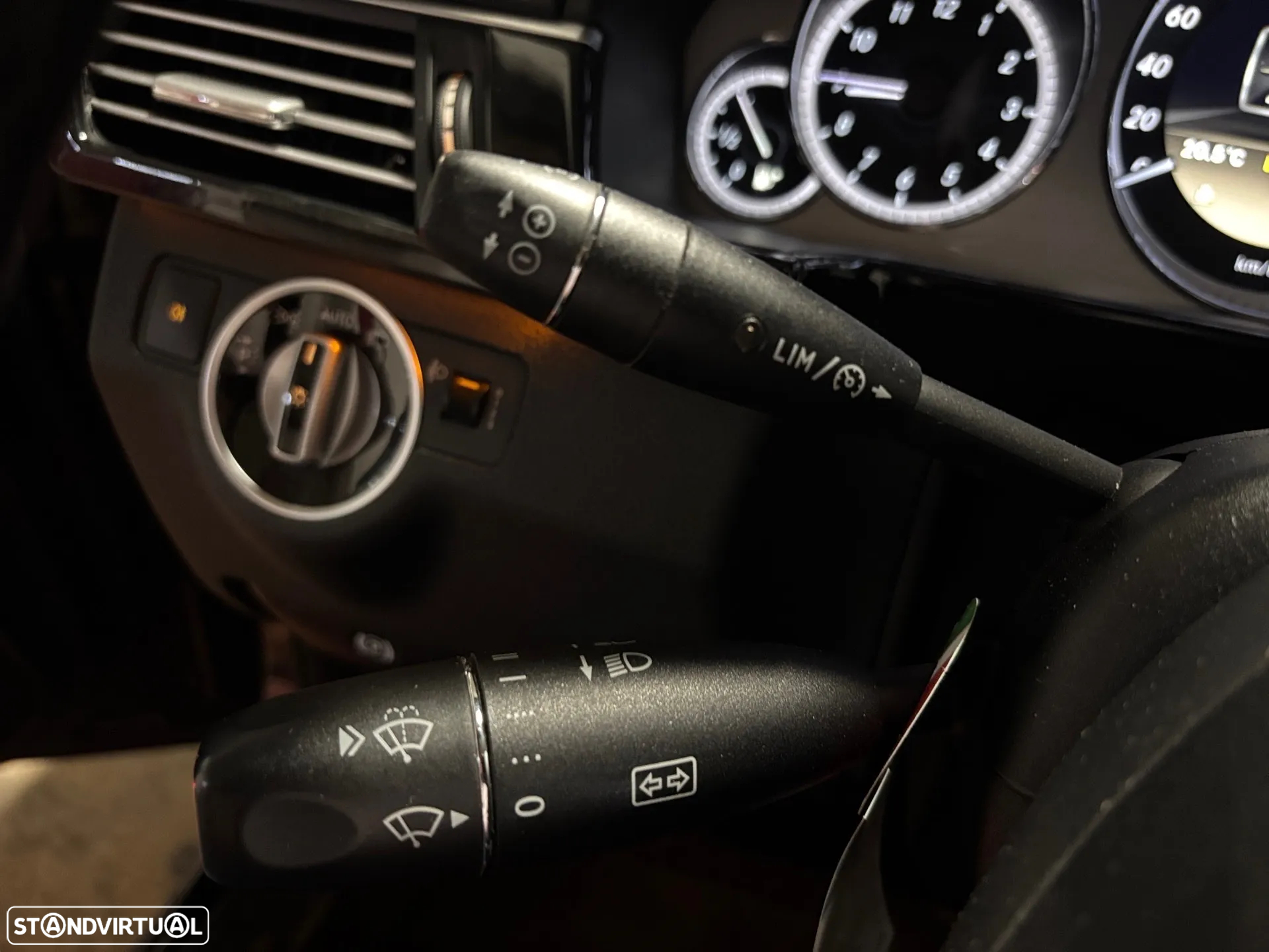 Mercedes-Benz E 250 CDi Avantgarde BlueEfficiency Auto. - 21