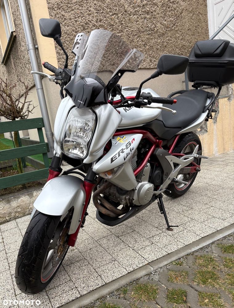 Kawasaki ER - 1