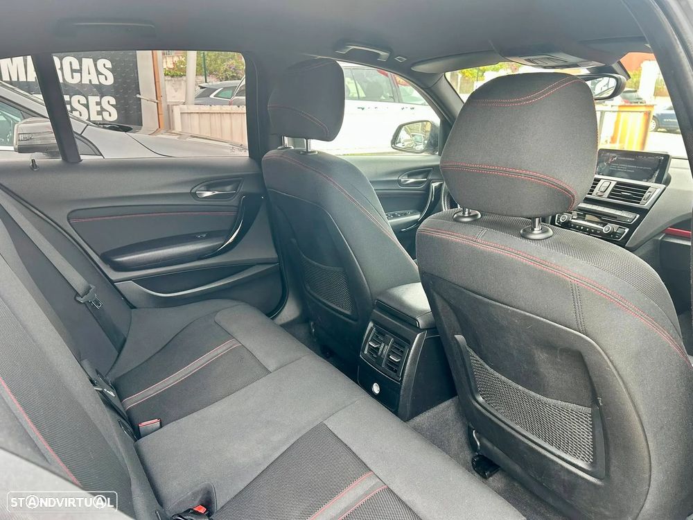 BMW 116 d Sport Line - 42