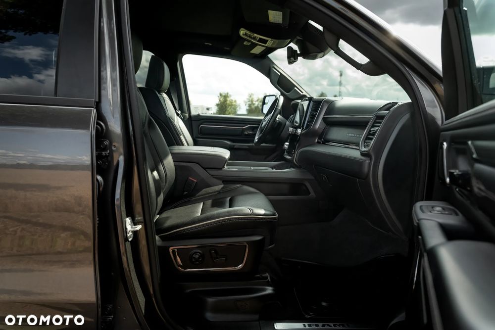 RAM 1500 5.7 Crew Cab Limited - 8