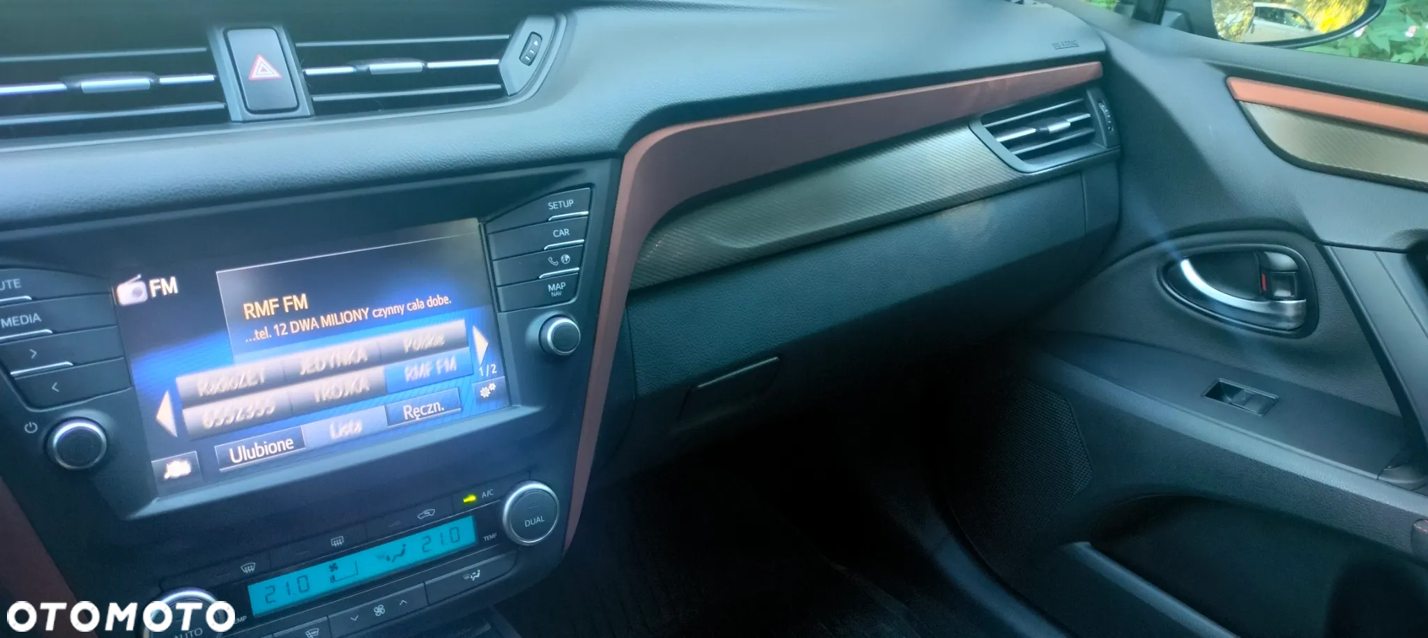 Toyota Avensis - 21