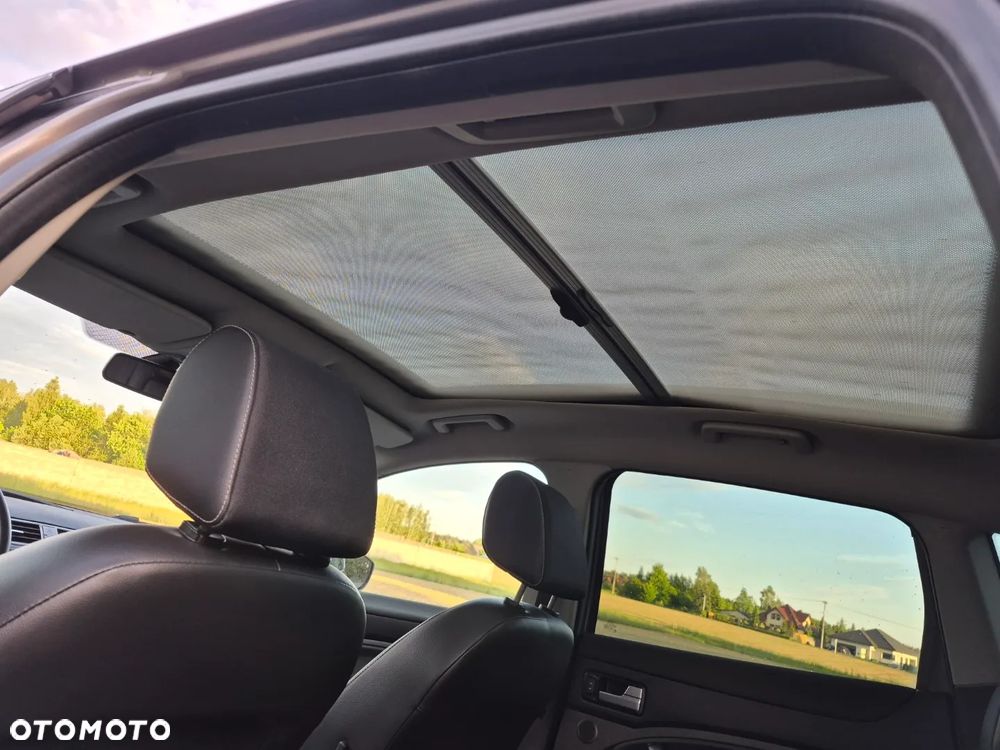 Ford Kuga 2.0 TDCi 4x4 Titanium - 26