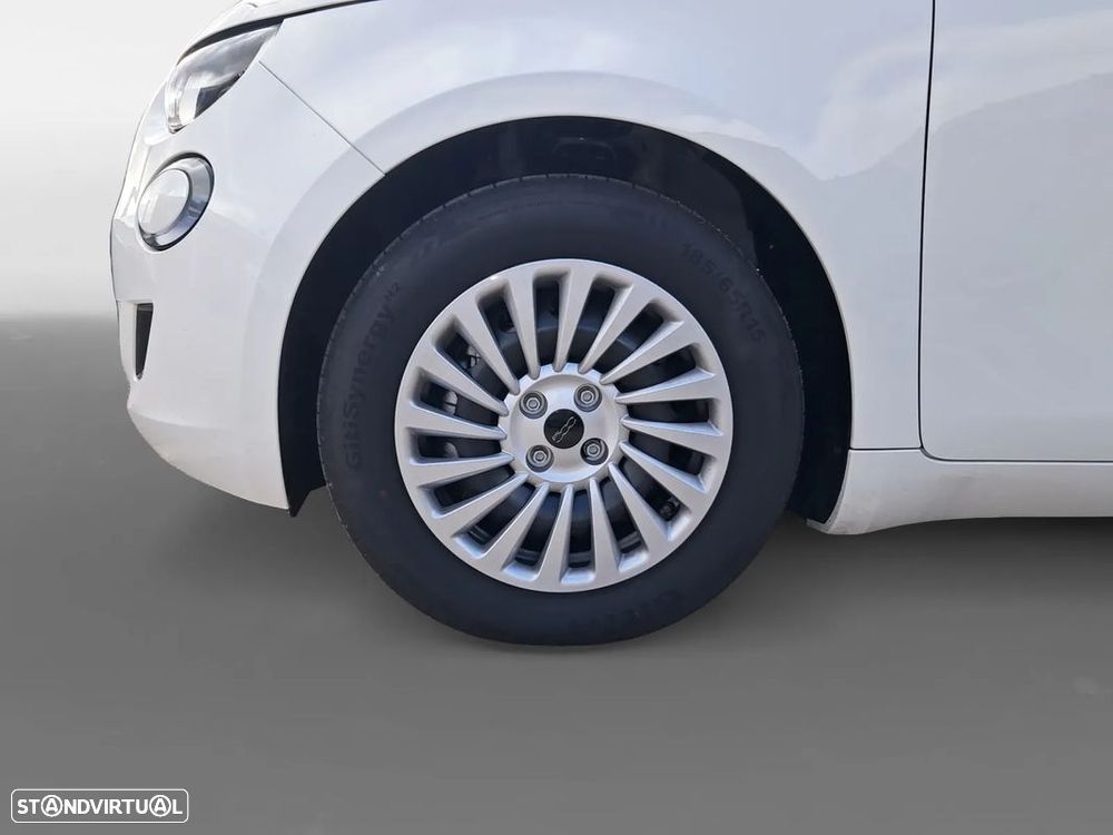 Fiat 500e - 16