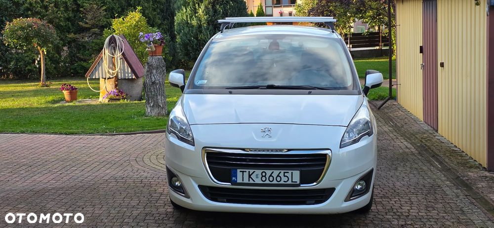 Peugeot 5008 1.6 HDi Active - 1
