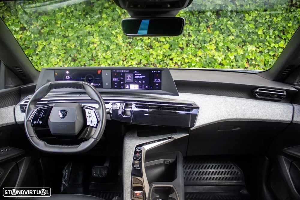 Peugeot 5008 1.2 Hybrid Allure e-DCS6 - 15