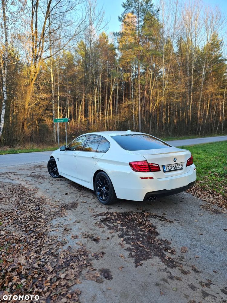 BMW Seria 5 530d xDrive - 15