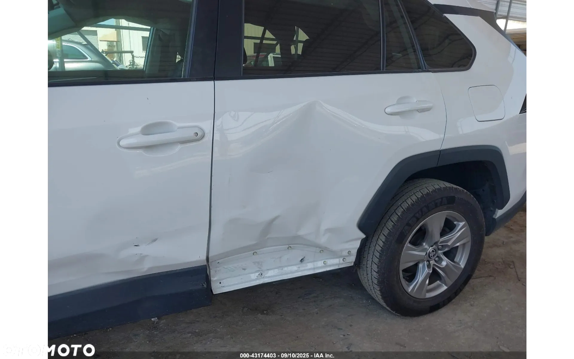 Toyota RAV4 - 7