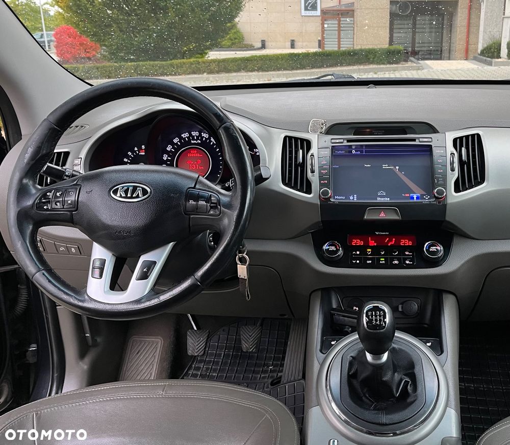 Kia Sportage 1.7 CRDI XL 2WD - 8