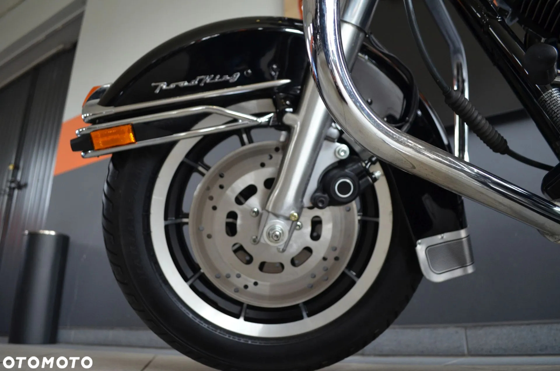 Harley-Davidson Touring Road King - 28