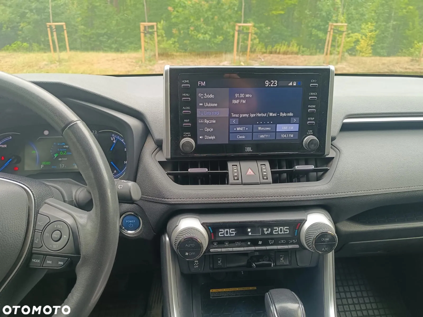 Toyota RAV4 2.5 Hybrid Black Edition by JBL 4x4 - 17