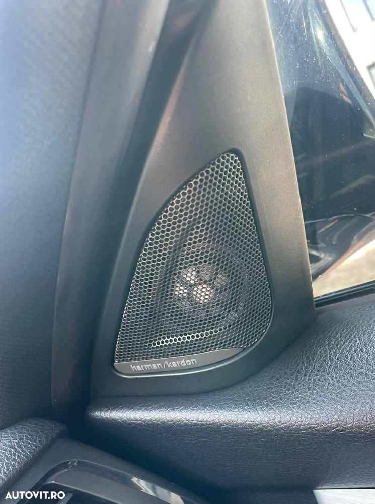 BMW Seria 3 330d AT M Sport - 13