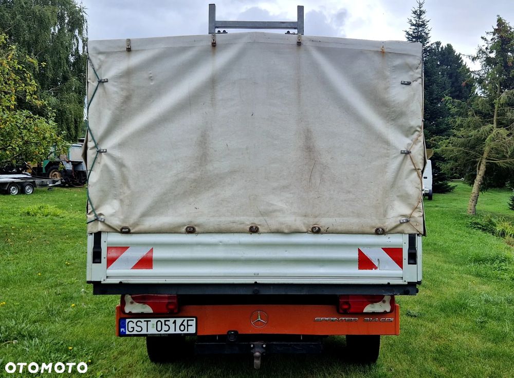 Mercedes-Benz Sprinter - 14