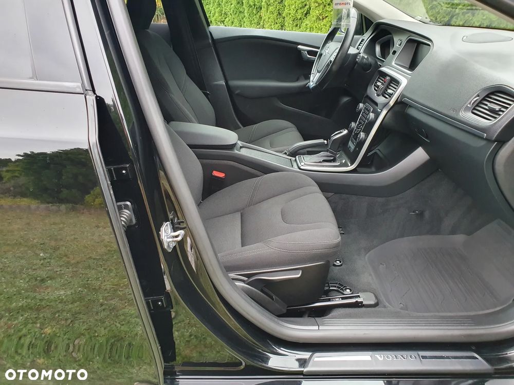 Volvo V40 D2 Geartronic Kinetic - 17