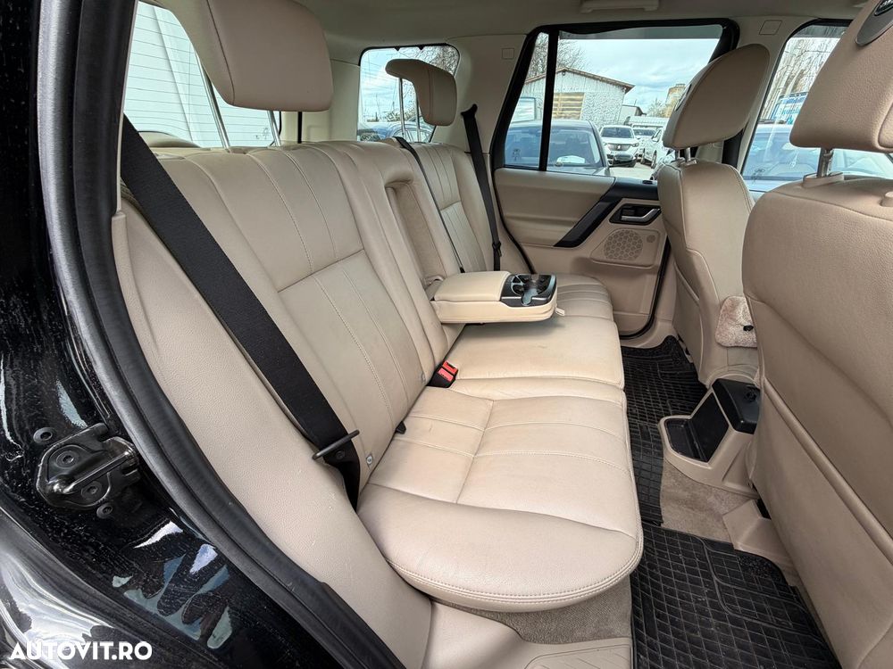 Land Rover Freelander 2.2 TD4 Dynamic - 16