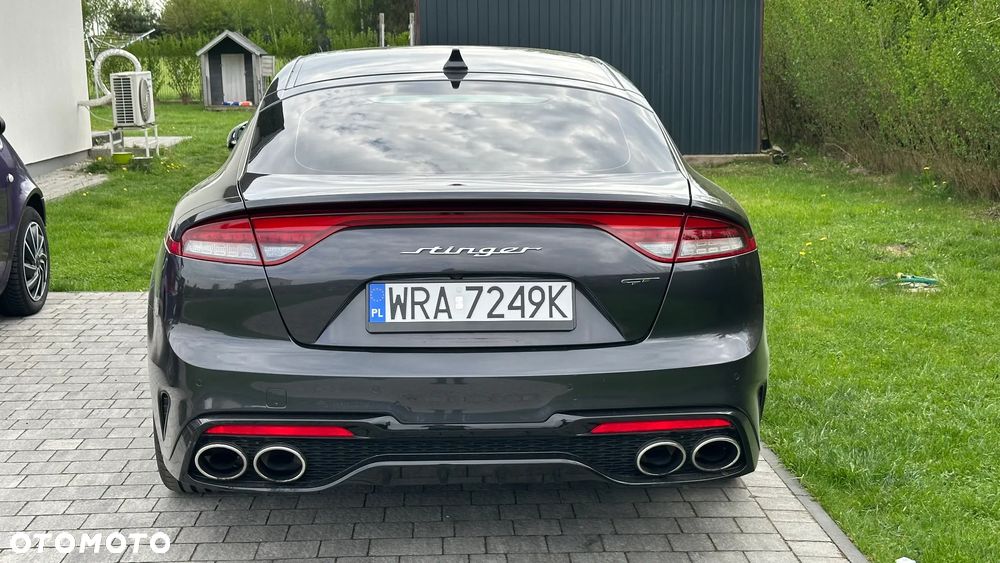 Kia Stinger - 6