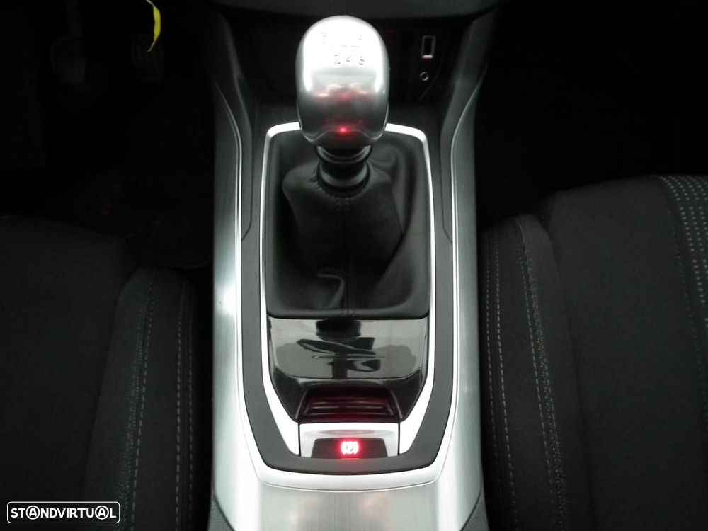 Peugeot 308 1.6 BlueHDi Allure J17 - 18