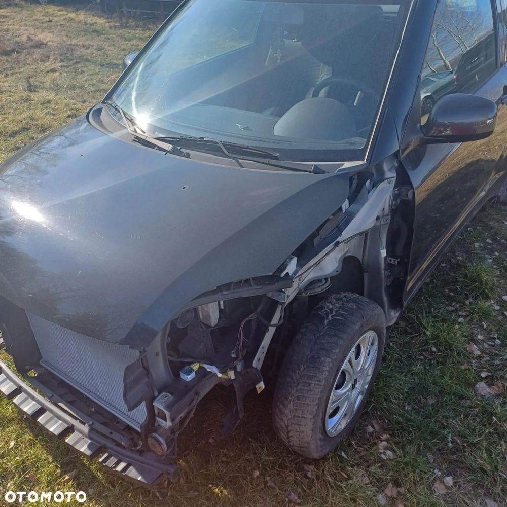 Suzuki Swift MK6 1.3 na części maska lampa silnik klapa - 1