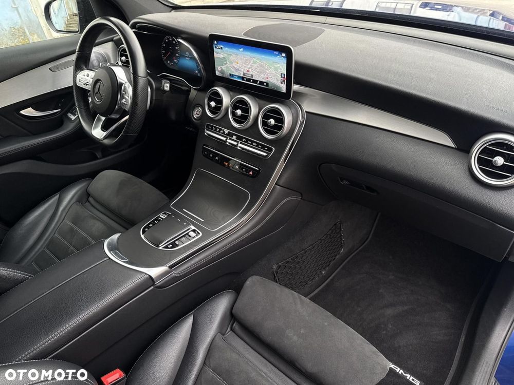 Mercedes-Benz GLC - 25